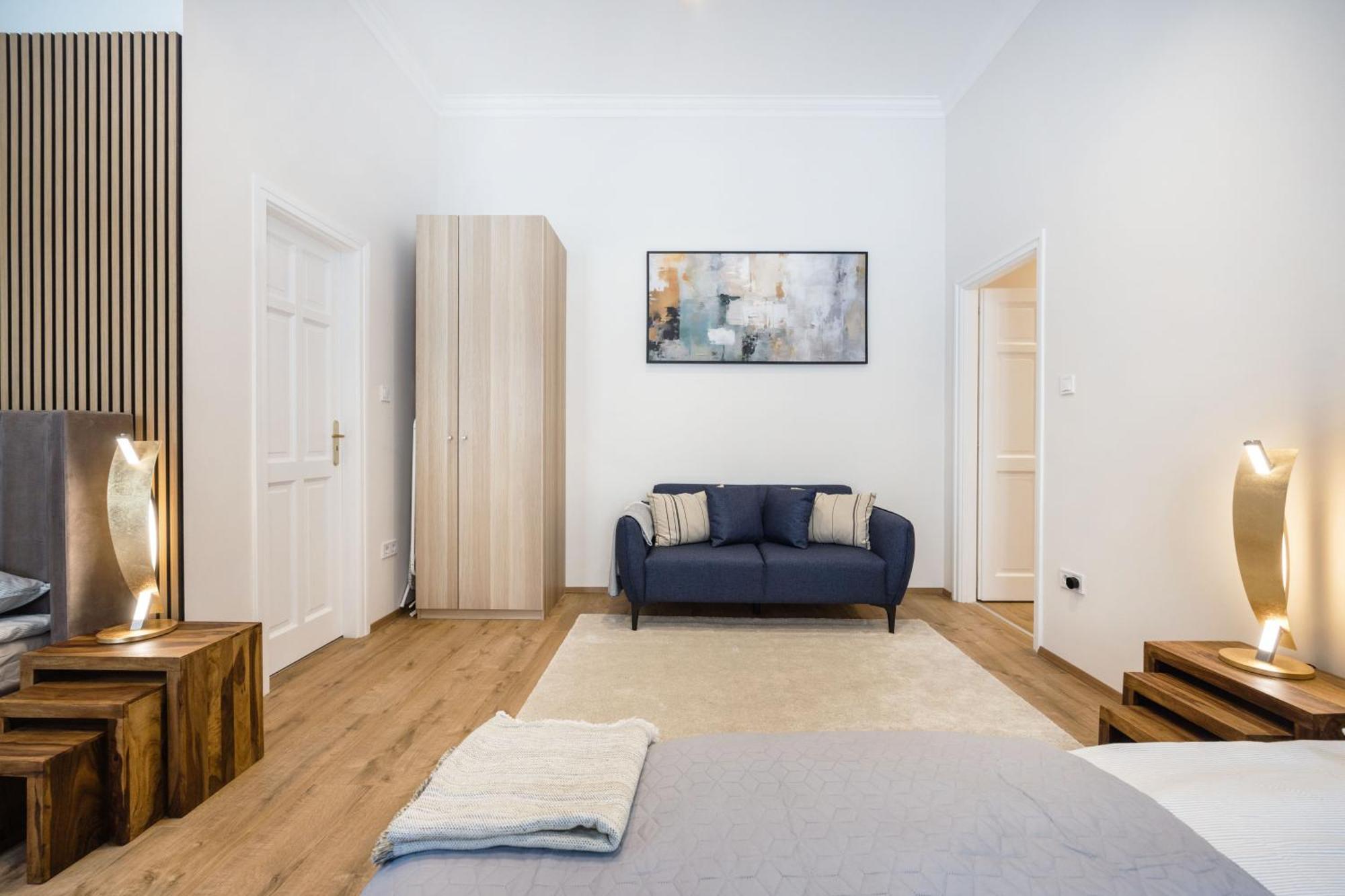 Sleek Downtown Living Apartment Будапеща Екстериор снимка